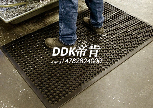 圓孔橡膠墊碎屑收集墊，多空橡膠墊，防滑橡膠墊，90 厘米X150 厘米防滑地墊，橡膠抗疲勞地墊