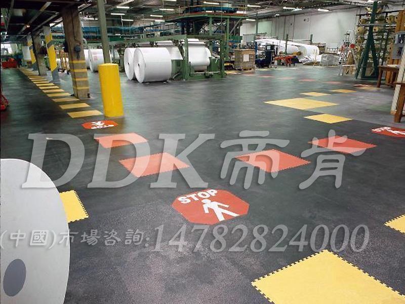 【廠房拼接地板】抗壓2噸耐磨PVC工業地板 拼接廠房地板 重工裝配車間塑膠地板樣板圖片,帝肯(DDK)_2000_9979（工業廠房車間地面材料）效果圖,廠房拼接地板