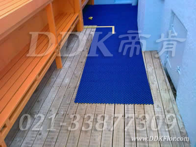 藍色，桑拿房地面樣板圖片,帝肯(DDK)_8200_337效果圖,浴室地磚,浴室地毯,浴室pvc格柵地板,浴室地墊,浴室地板,浴室地板磚,浴室墊,浴室防滑地墊,淋浴房防滑墊,浴池防滑地墊,浴室防滑疏水磚,浴室防滑墊,浴室防滑地磚,桑拿地板