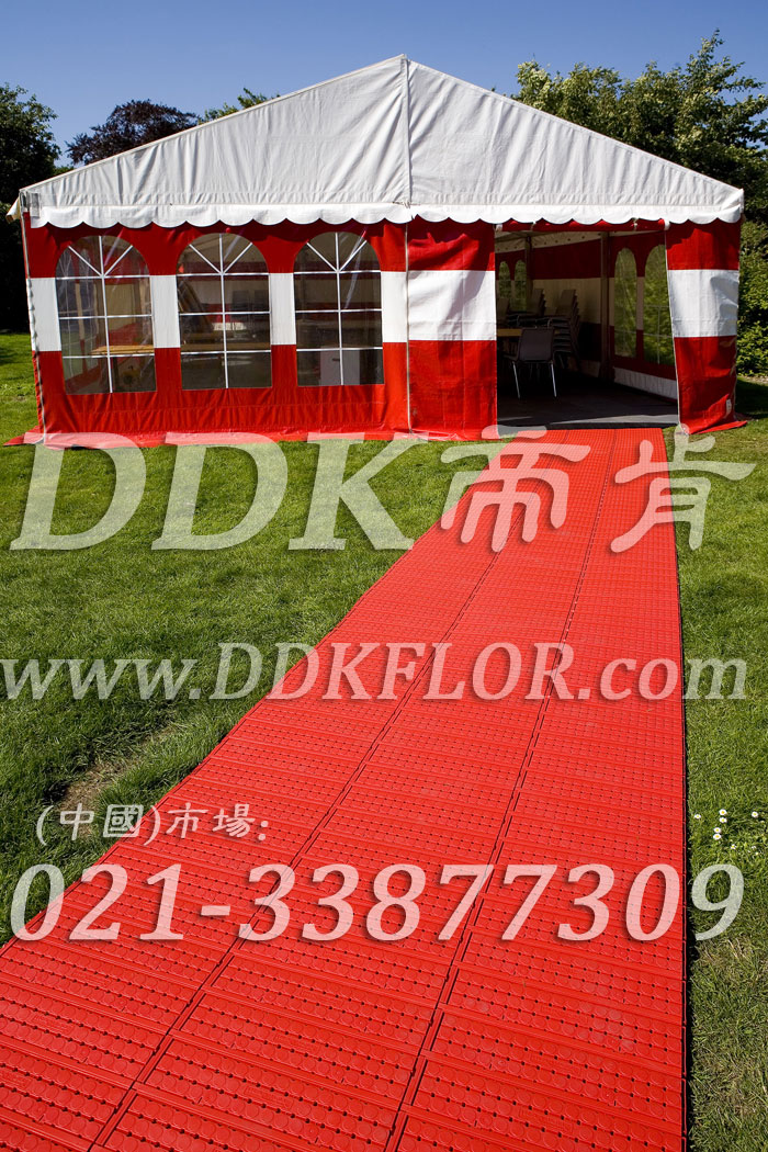 紅色（1）_戶外活動草坪地面保護材料樣板圖片,帝肯(DDK)_7000_222（草坪保護材料）效果圖，草坪保護板,草坪保護墊,草坪專用蓋板,草坪地板