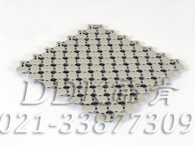 淡卡其色_橢圓表面_互扣式網孔防滑地膠（4）樣板圖片，帝肯(DDK)_8200（ODL|達喜）效果圖，工業用格柵地墊,浴室pvc格柵地板,柵格地墊,排水地墊,pvc防水地墊,塑膠透水地板,衛生間地板隔水墊,衛生間地墊,衛浴防滑墊,衛生間防水地墊,衛生間防滑地墊,衛生間防滑墊,衛生間地膠,漏水地墊,漏水地膠,排水防滑墊,排水地板,疏水墊,疏水板,疏水磚,疏水防滑地墊,疏水防滑墊,耐油耐水地墊,漏水防滑墊,疏水地墊,疏水地毯,疏水地席,浴室防滑疏水磚,透水地墊,透水地板膠墊,透水防滑塑膠地墊,防水地墊,防水地毯,防水地膠墊,防水墊,防水防滑墊,防滑隔水墊,隔水地墊,隔水地板,隔水材料,泄水型地板磚,PVC拼接地墊,塑料拼接地板,拼接式防滑墊,拼接式地墊,拼裝地墊,拼裝地膠,防滑拼墊,泳池地膠,泳池防滑地墊,泳池防滑地毯,洗手間地墊,洗手間防滑地毯,洗手間防滑墊,洗浴防滑墊,洗澡間防滑墊,游泳池地墊,游泳池防滑地膠,游泳池防滑墊,游泳館防滑墊,浴池防滑地墊,浴池防滑墊,浴室防滑地墊,浴室防滑地磚,浴室防滑地膠,浴室防滑墊,浴室地墊,浴室地板,浴室地板磚,浴室地毯,浴室地磚,浴室墊,淋浴房防滑墊