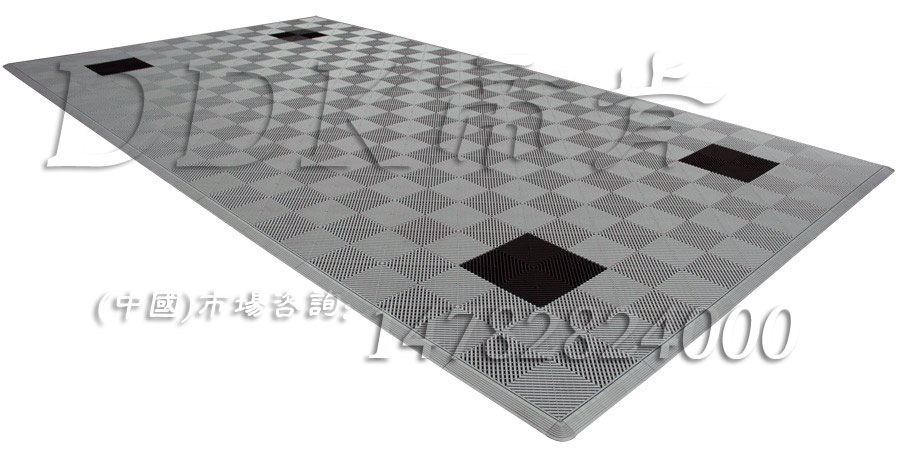 【酒店入口腳墊】灰加黑色效果樣板圖片，帝肯(DDK)_8100_900（大門入口防滑墊）效果圖，門口地墊,門口地毯,門口地面除塵刷,門口腳墊,門口腳踏墊,門口除塵地墊,門口防滑墊,門口防滑地膠,門口防滑地墊,門口防塵墊,門口防塵地毯,門口防塵地墊,進門地墊,進門腳墊,自動門地墊,腳墊門墊,門廳地墊,門廳地毯,門廳腳墊,門廳除塵地墊,防滑門墊,除塵門墊,除雪門墊,廣告門墊,模塊拼接式門墊,橡膠門墊,嵌入式門墊,塑膠門墊,大門腳墊,刮泥門墊,三合一門墊,logo門墊,三合一門口毯,塑料門墊,入口防塵地墊,入口防水地墊,入口防滑墊,出入口地墊